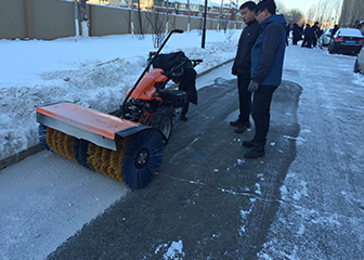 手扶掃雪機